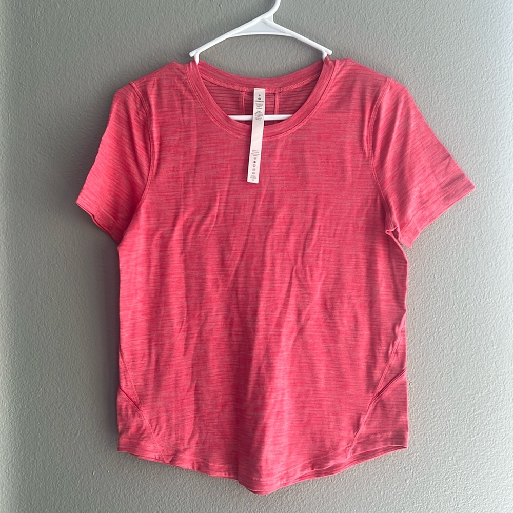 Lululemon Short Sleeve Tshirt Pink Coral Salmon size 6